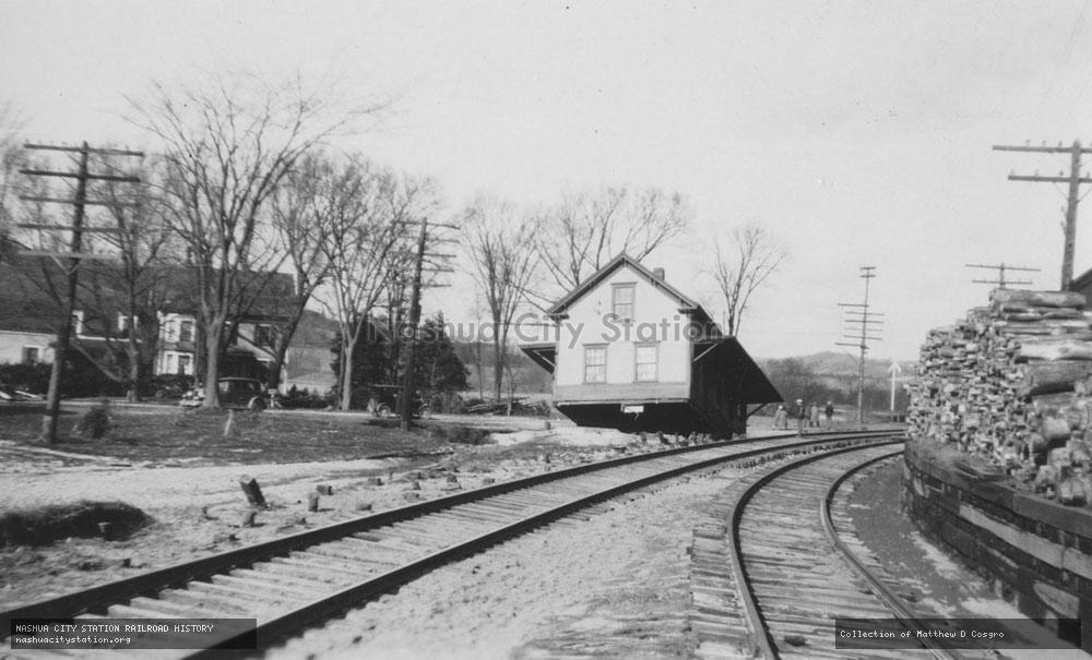 Postcard: Railroad Station at Lyndon, November 4, 1927